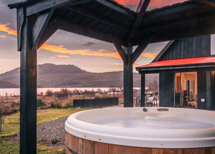 Isle of Skye Cabins With Hot Tub